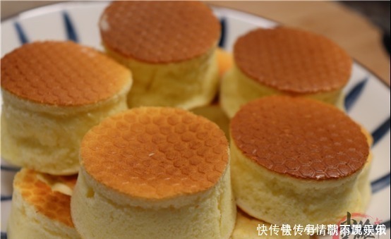 做蛋糕时,不用电饭锅和烤箱,大厨教你一招,一个平底锅就全搞定