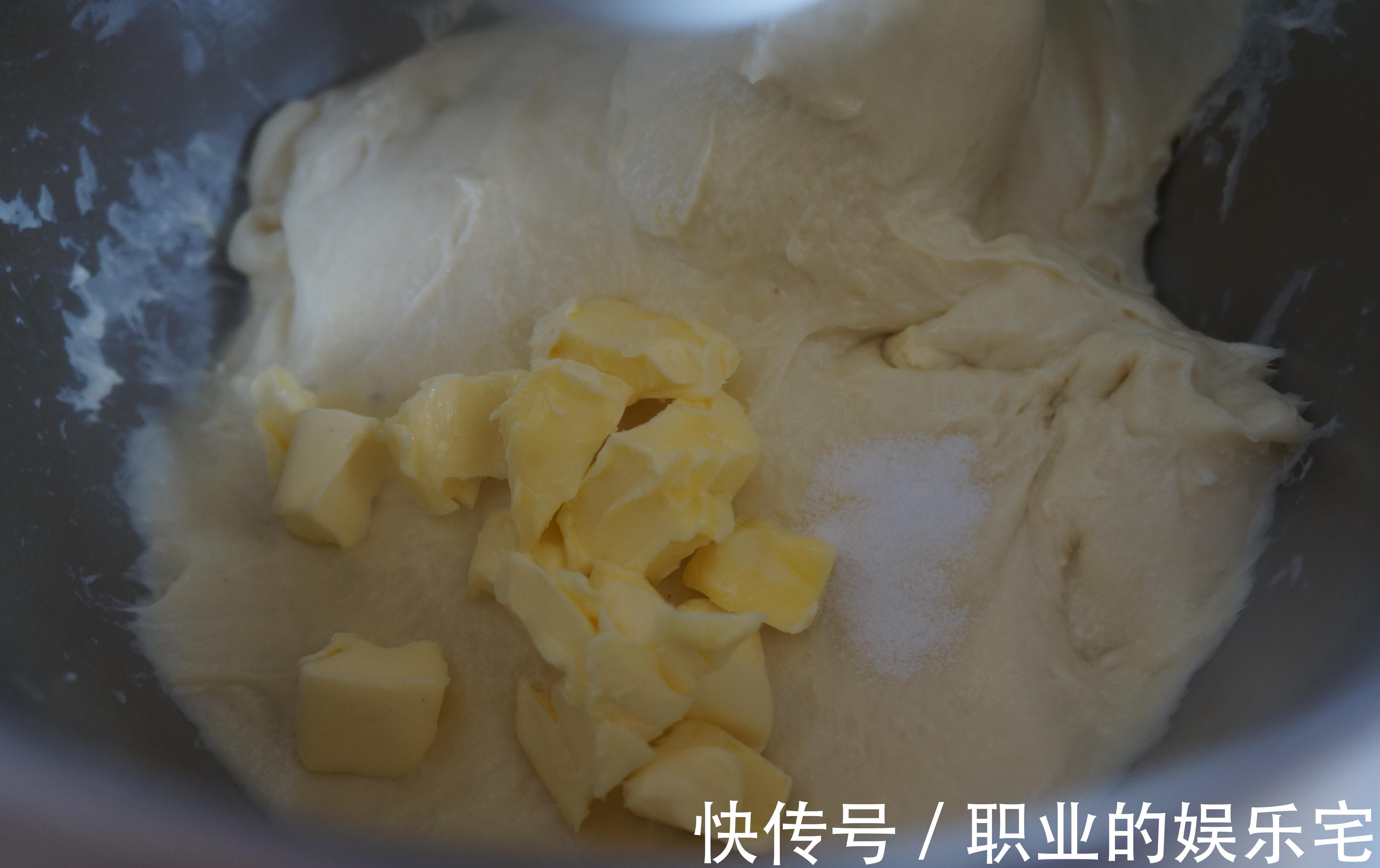 豆沙|一款元气满满的豆沙小餐包，香甜爽口，大人孩子都喜欢