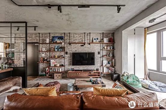 材料|收藏向:25个装修省钱实操!户型改造门窗更换,有必要吗?什么材料便宜还没甲醛?家具家电网购行不?