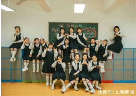 中小学|恰同学少年！沪16区幼儿园、中小学创意毕业照来了