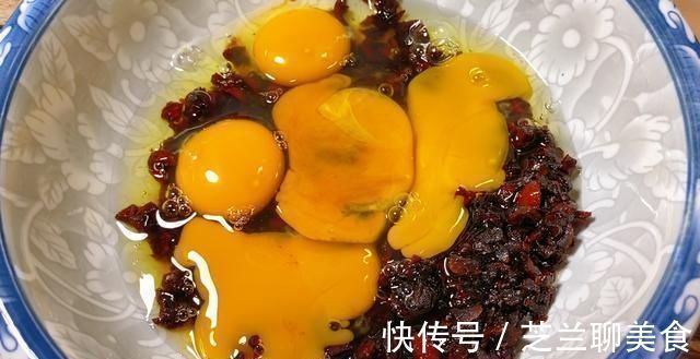 搅拌|秋天,吃梨吃银耳都不如多吃它,坚持每天吃几颗,精神满满过秋天