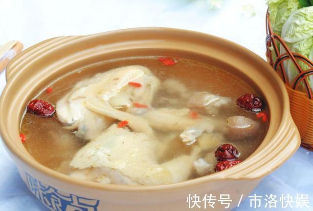 培根|美味鲜香猪蹄鸡肉煲,制作简单又好吃,奶油蘑菇汤,奶香十足