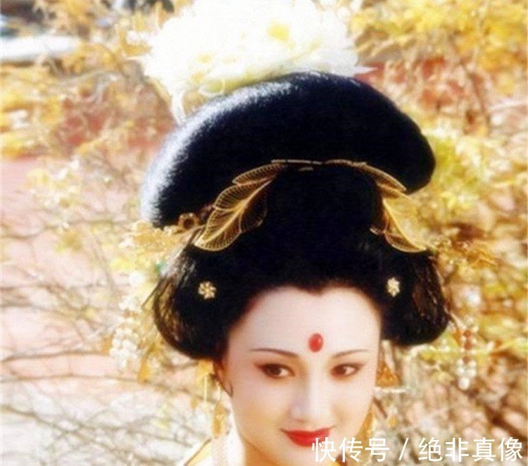 诗仙李白!杨玉环使了三招让唐玄宗魂牵梦绕,最后一招最为关键!