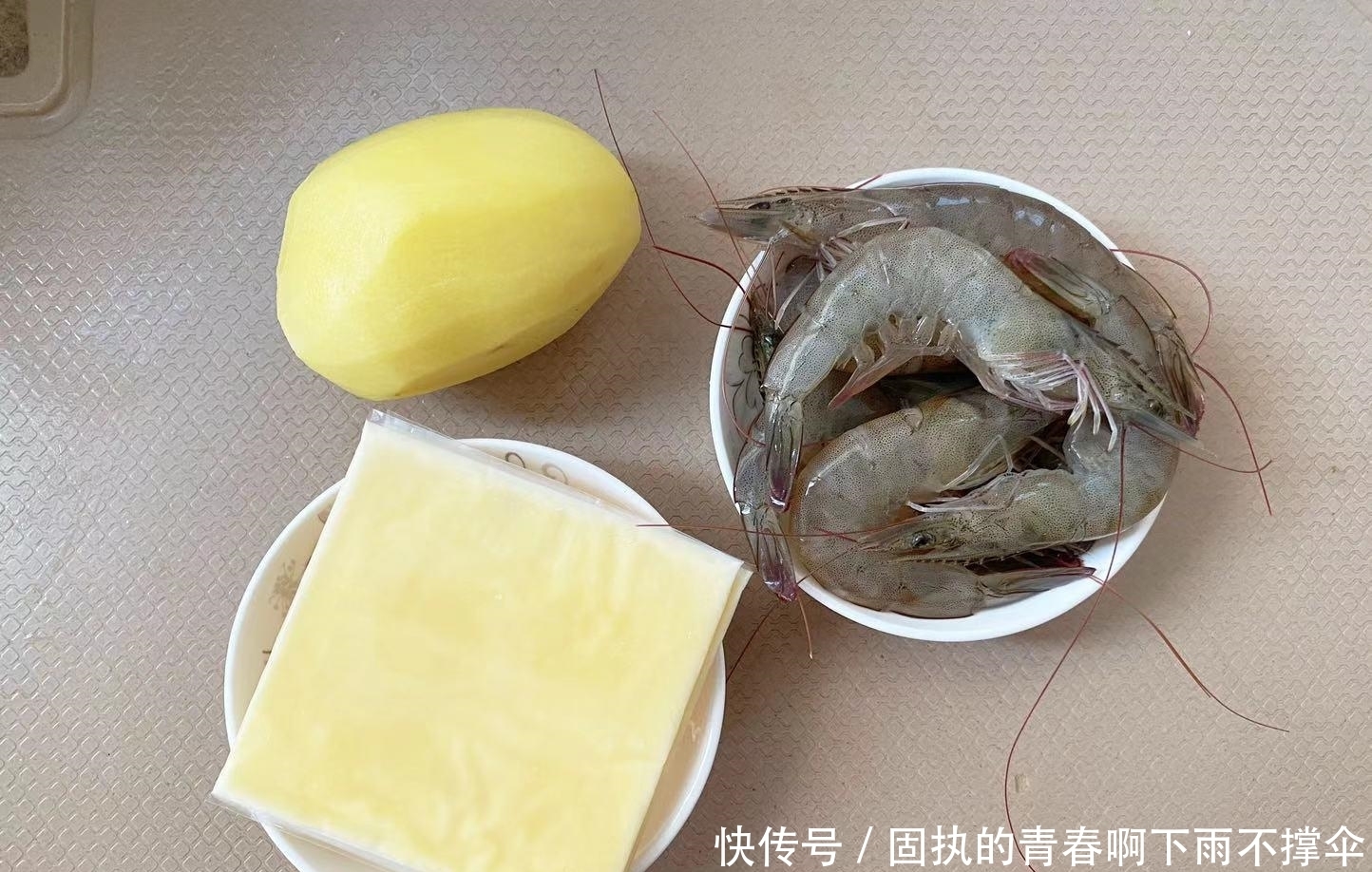 虾仁|简单易做≠没营养,娃吃的土豆泥这样做,双重补钙松软香甜超好吃