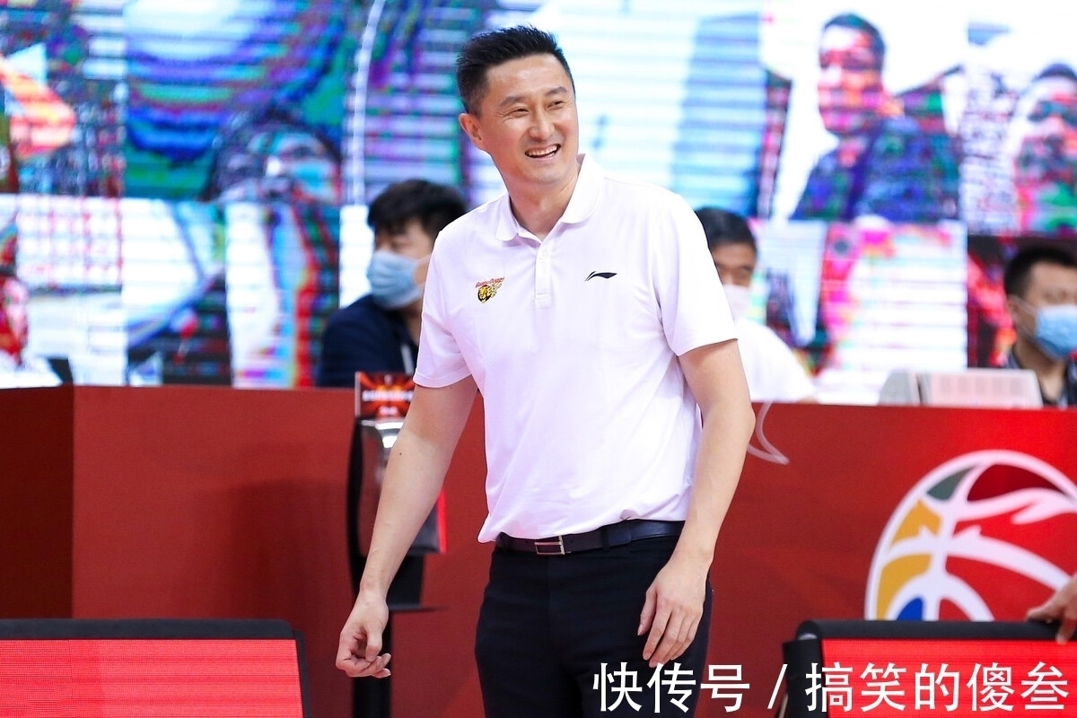 王征|杜锋喜出望外,朱芳雨将拿下260斤魔兽,他是CBA第二中锋