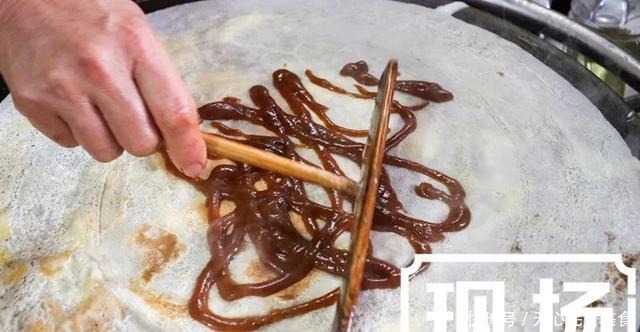 从路边摊到网红，中兴火了21年的煎饼！张家港人开车30分钟去打卡