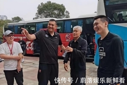 小丁|巩晓彬能跟蒋兴权一笑泯恩仇,为何不肯放过丁彦雨航?