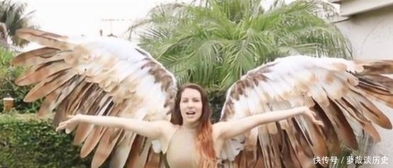莱特兄弟 美国富家女为实现“飞行梦”,花100万在背部植入翅膀,举动惊人