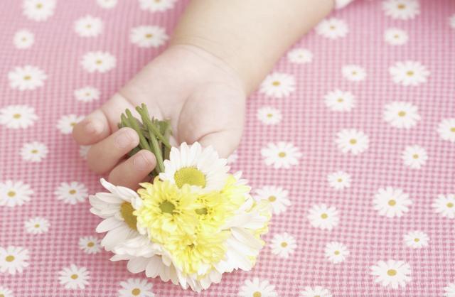 家娃|孩子聪明不聪明,从手上这些特征就能看出,快看看你家娃有吗