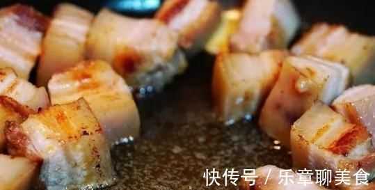 做红烧肉时，万万不能直接炒，学会“这1步”，肥而不腻超好吃