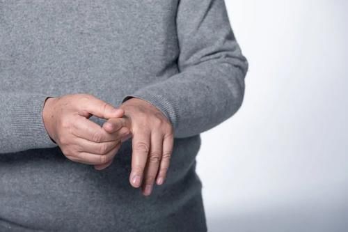 出血性中风|中风“急救神药”真的管用？关于中风用药，专家有2个建议！