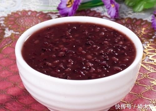 体内|花生和它一起煮,每天两口,气血足了,体内湿气没了,皮肤更细腻