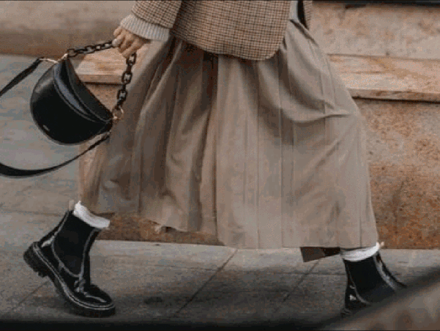 裙子＋短靴，这个季节你一定要学会的搭配