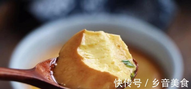 蒸鸡蛋，不加水加“它”，鸡蛋嫩滑如布丁还特营养，早了解早受益！