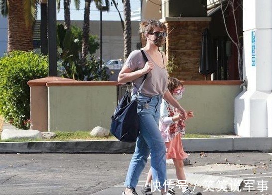 幼儿园|幼儿园老师说出真相:妈妈爱不爱打扮,从孩子身上就能直接看出来