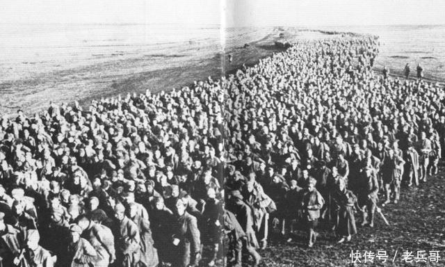 平均|斯大林格勒成杀人机器!保卫战中新兵活不过1天,军官平均活3天