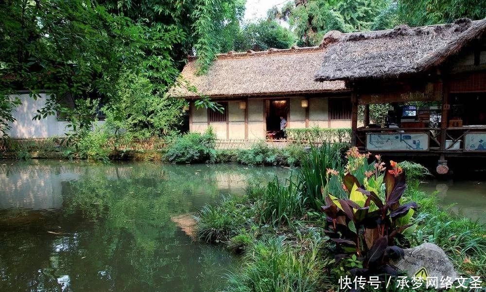 泰国|【全球FUN享】色达的昼与夜,转山转水转佛塔