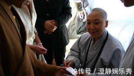 音乐家|李娜:从歌坛天后到出家为尼,看似是为情所困,其实没那么简单