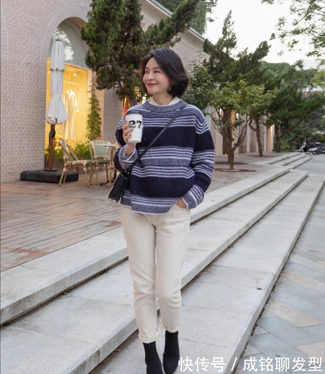 选用|五十岁的女人并不老,这几位妈妈的穿搭不仅优雅,还告别大妈感