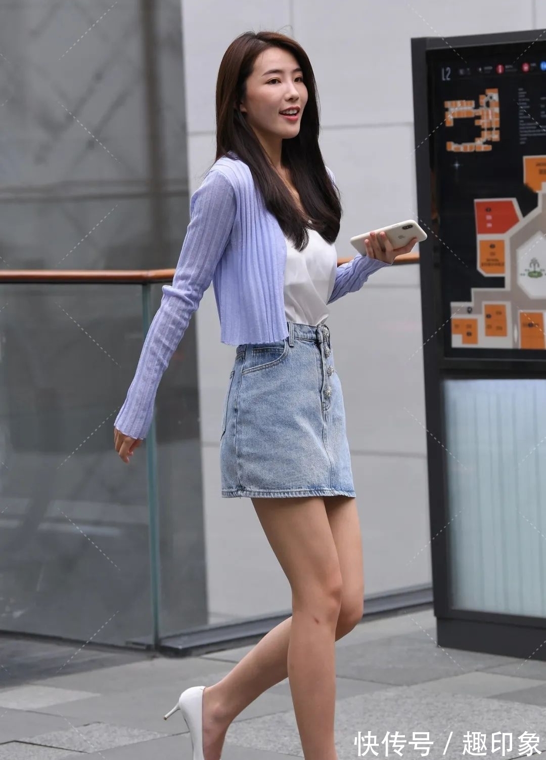 牛仔裙 针织衫和牛仔裙一起穿搭,就是日常穿着的绝佳搭配