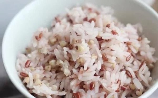 便秘|大米加这两样东西一起煮,常吃脸色红润还预防便秘,女性尤其要吃