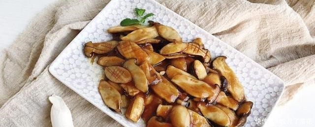 杏鲍菇的12种花样吃法可盐可甜，又香又鲜，味道美营养高！