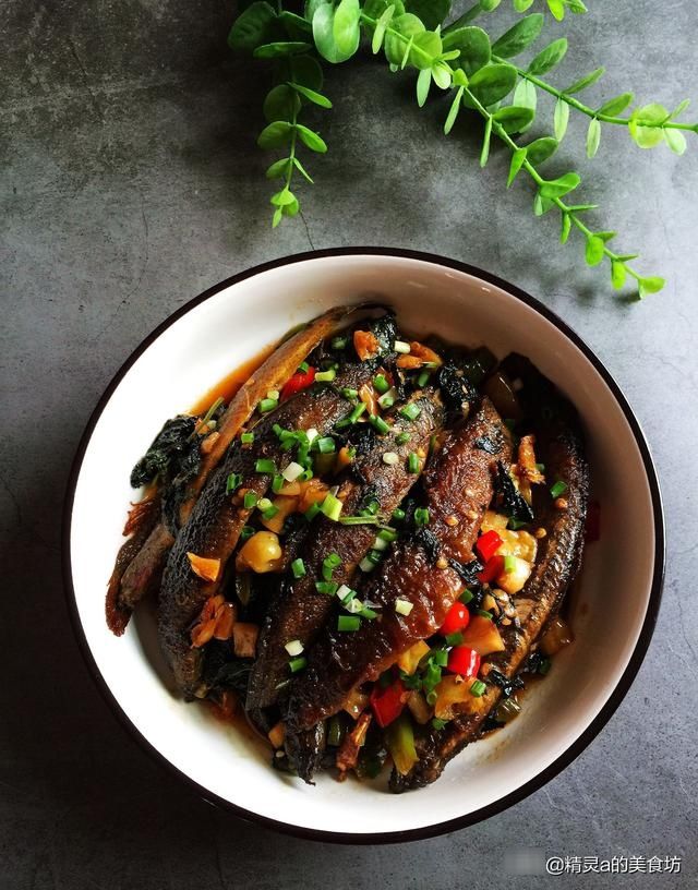 它是“水中人参”，味道鲜美营养高，简单烧一烧，全家一起补身体