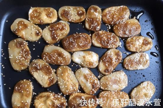 年糕|美味的红糖年糕，一口甜嘴里，一口甜心里