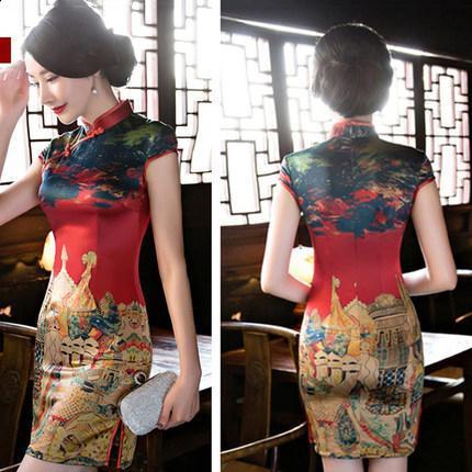 旗袍 旗袍对于中国女人,是一种深入骨髓的情结,很是温婉含蓄别具韵味