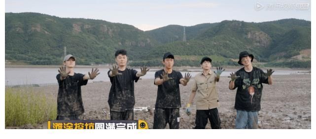 《五哈2》邓超以为自己机智选择“豪华帐篷”,谁知又被导演套路