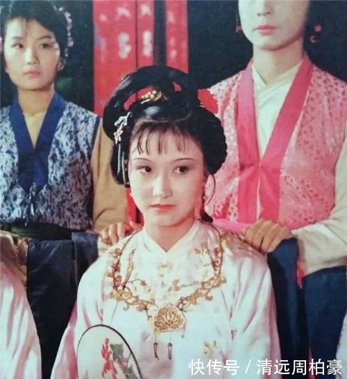 贾母!贾迎春的居所为什么叫缀锦楼?和缀锦阁仅一字之别