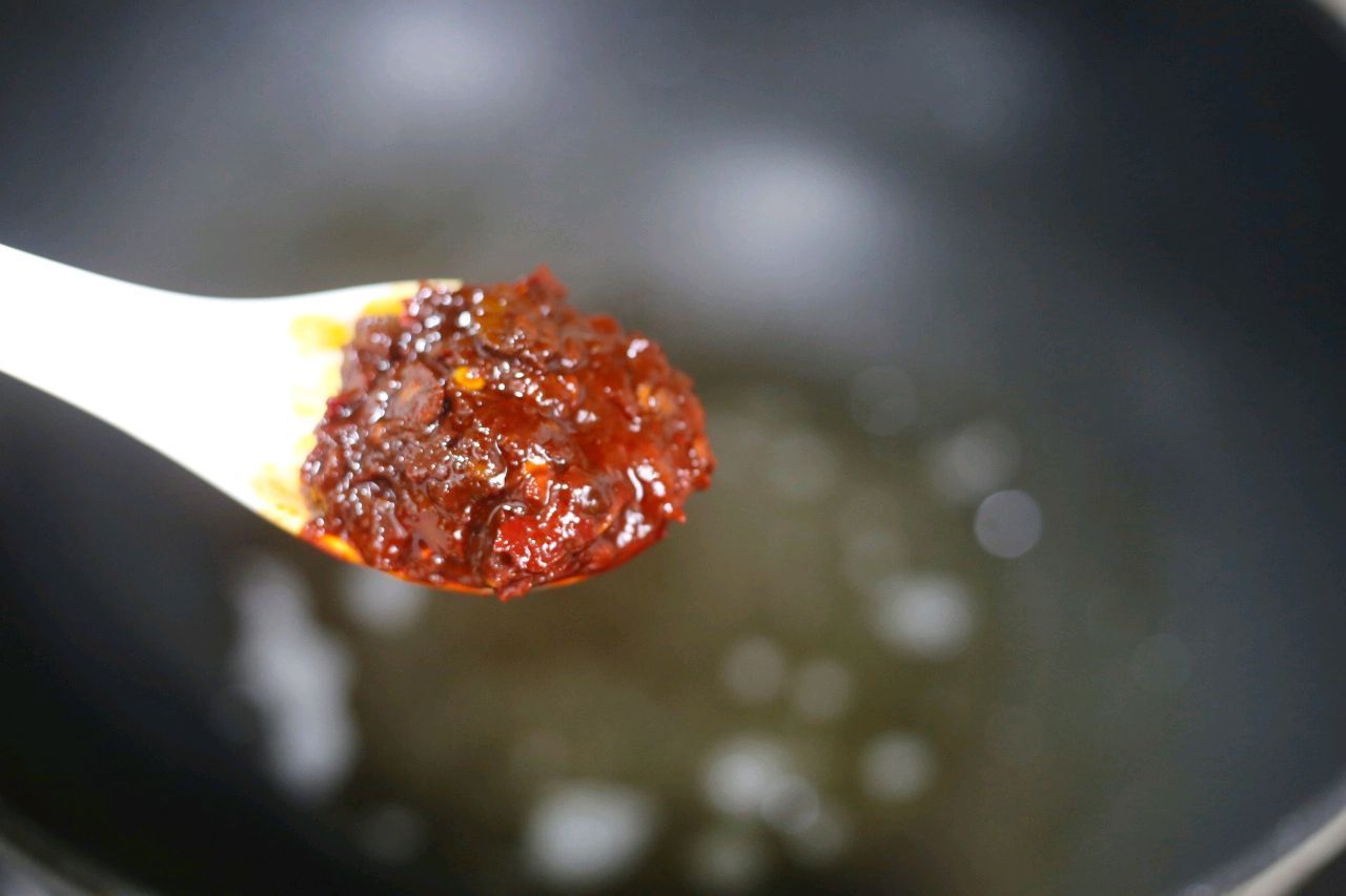 豆腐此做法，鲜嫩入味，成本不到2块钱，下饭又解馋