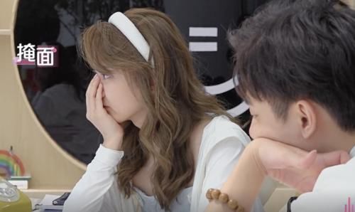 護(hù)理學(xué)|《心動(dòng)的信號(hào)4》洪成成配當(dāng)醫(yī)學(xué)博士嗎？小孔流血她看都不看