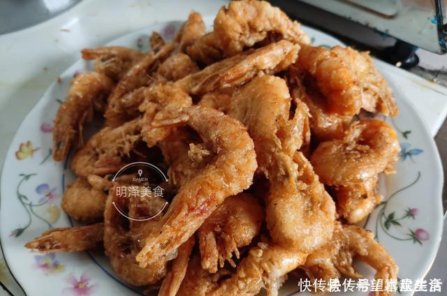 请朋友在家吃饭，花150元做了六道菜，去餐馆吃最少要几百元