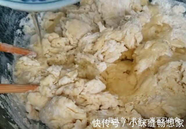 一个雪梨两个鸡蛋，教你意想不到的吃法，香甜美味，吃过念念不忘