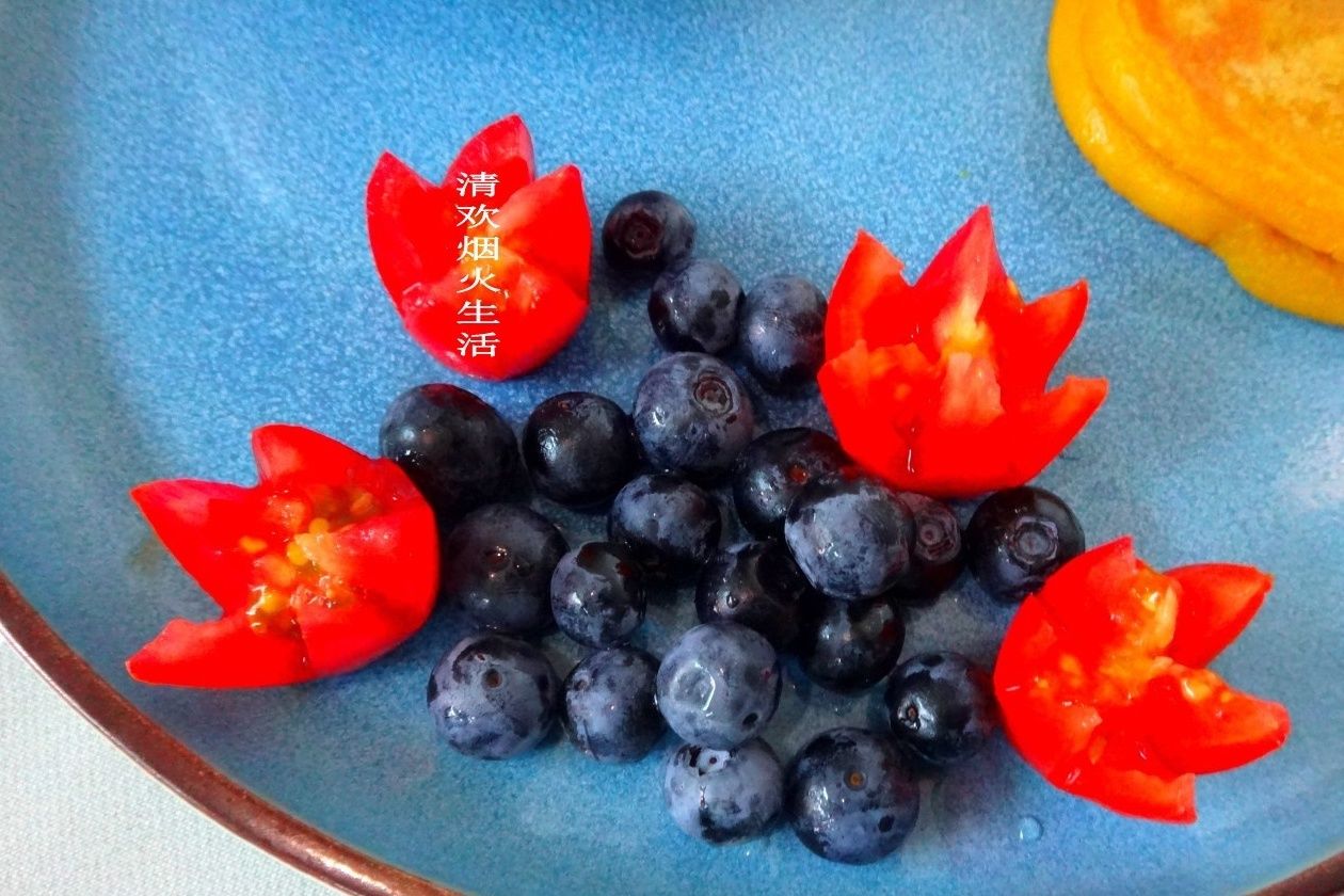 蓝莓|一个人早餐不将就，做法简单搭配齐全，营养多，工作起来精力充沛