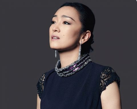 中国女排|无嘉宾、无观众的华鼎奖低调开幕，刘德华夺得影帝，巩俐封后