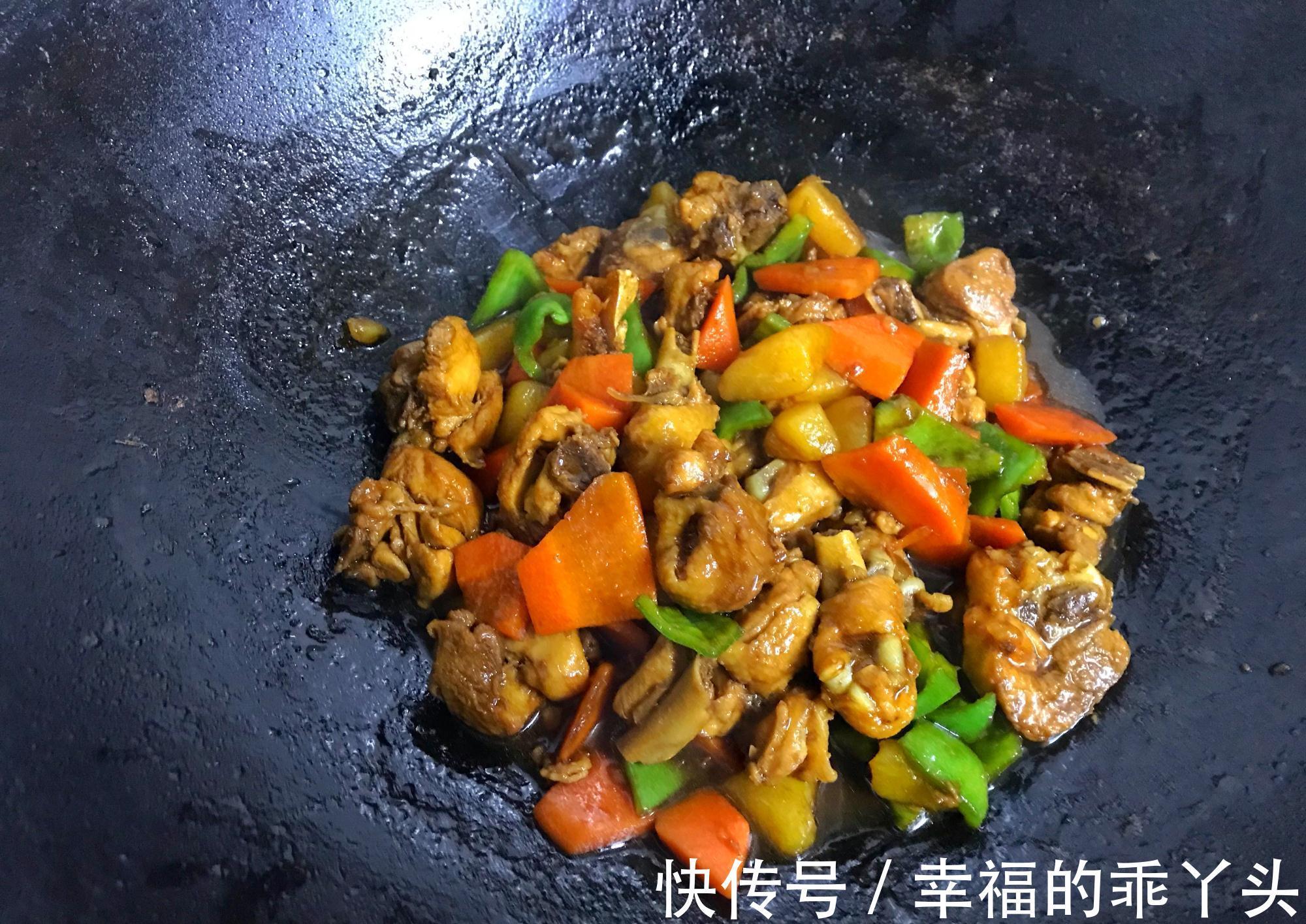 冬天，我家最爱的一道菜，加土豆焖一锅太香了，鲜美滋补又下饭