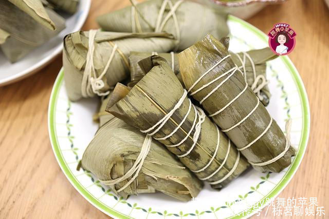 不含糊|高考生的晚餐不含糊,快手妈妈25分钟搞定4菜1汤,荤素搭配合理