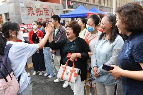 孙一帆|直击高考：青春绽放 未来启航