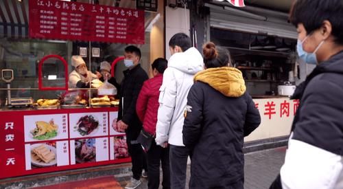  建德|酱板鸭、家乡咸肉、小蹄髈...这些熟食卤味有“姓名”！七十岁建德老爷子用三十年手艺，来征服杭州人的胃！