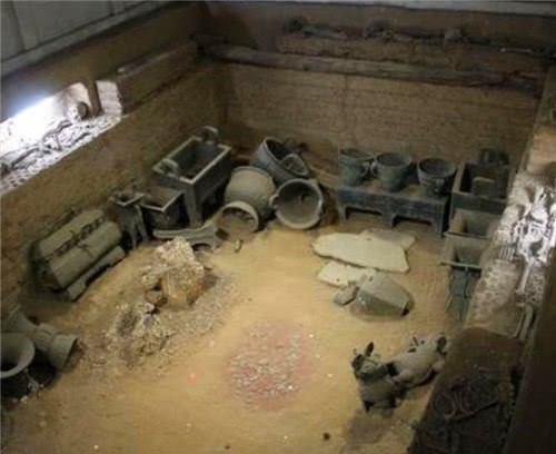 打败|她是中国首位女将军，曾打败20多个国家，墓中陪葬品让人不可思议