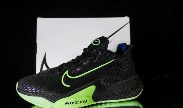 zoom 极致的炫技!来自奥运年的惊喜 Nike这款鞋才叫真正的旗舰