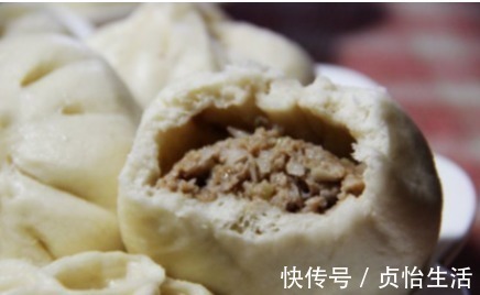 肉馅|拌肉馅时,先放油还是先放水?一步做对,肉馅鲜嫩多汁,香气扑鼻