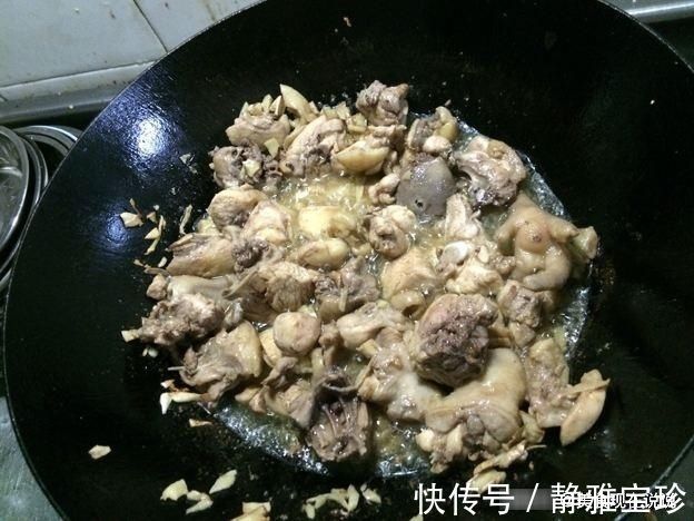 鸡肉焯水一煮就老？大厨：少加了这一样，难怪鸡肉又老又柴不入味