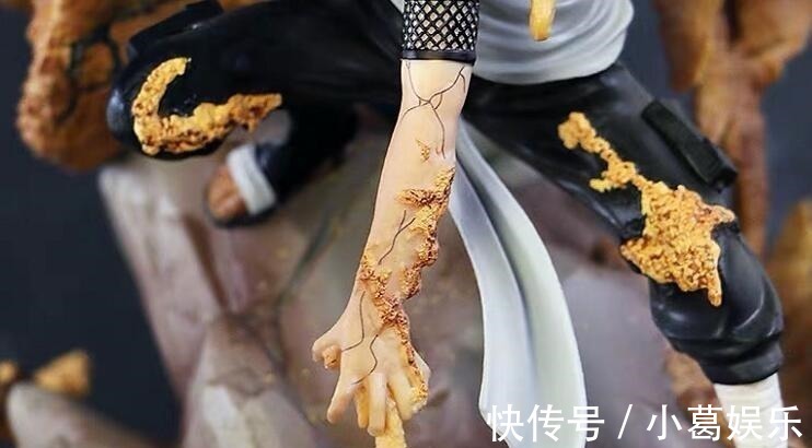 小姐姐|小姐姐5万元买3款我爱罗手办,全都有点“少儿不宜”