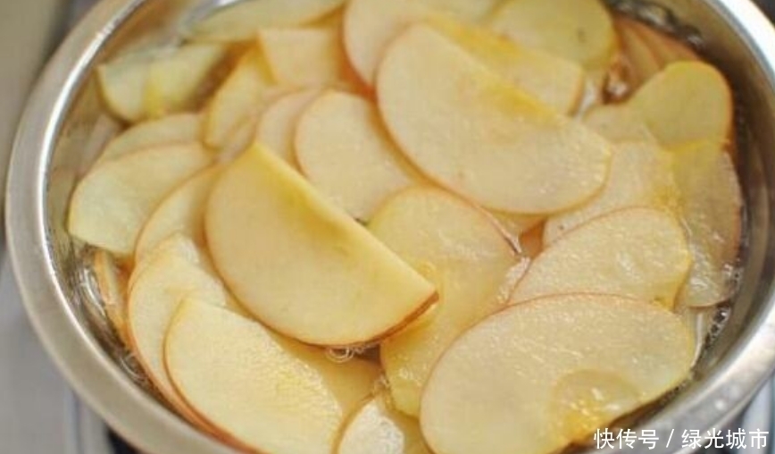 气血|苹果和它一起煮，睡前一碗，睡眠香，气血足，女人多喝不显老！