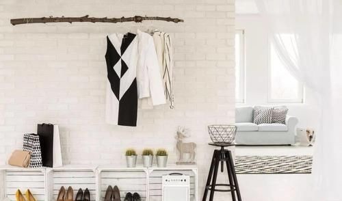 洗衣服直接倒洗衣液错，告诉你正确做法，洗完比新衣服还新