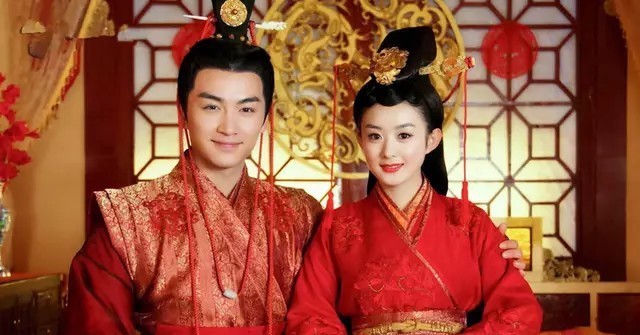 专家|一个吻持续2800年?专家古墓发现深情拥吻情侣,见证古代爱情!