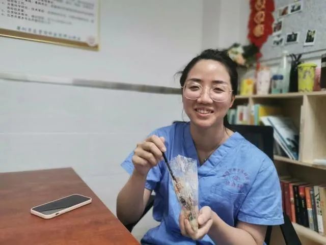 检测员|核酸检测员的工作长啥样？一个动作冲上热搜
